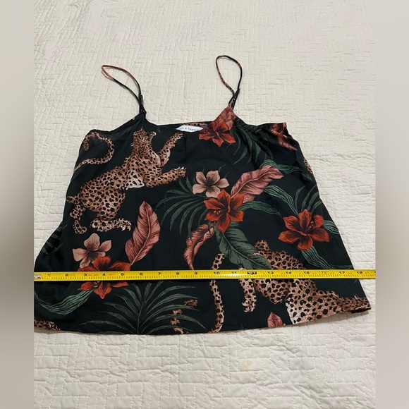 Desmond & Dempsey Soleia Leopard Print
Cami Top Size XS - Picture 5 of 9